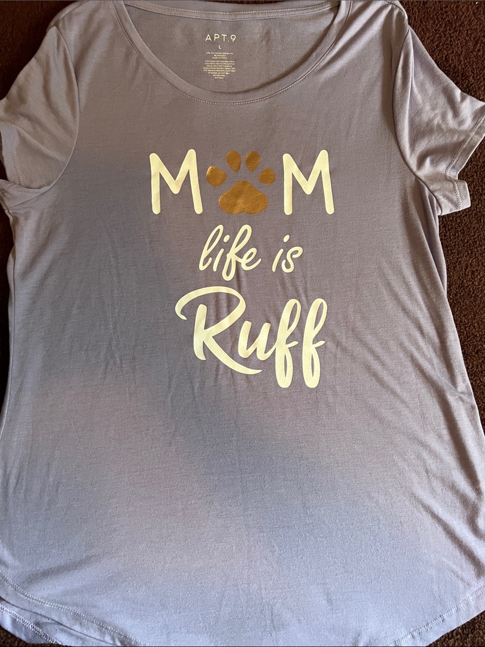 Apt. 9 Light Lavender Tee with Gold Paw 'Mom Life is Ruff'